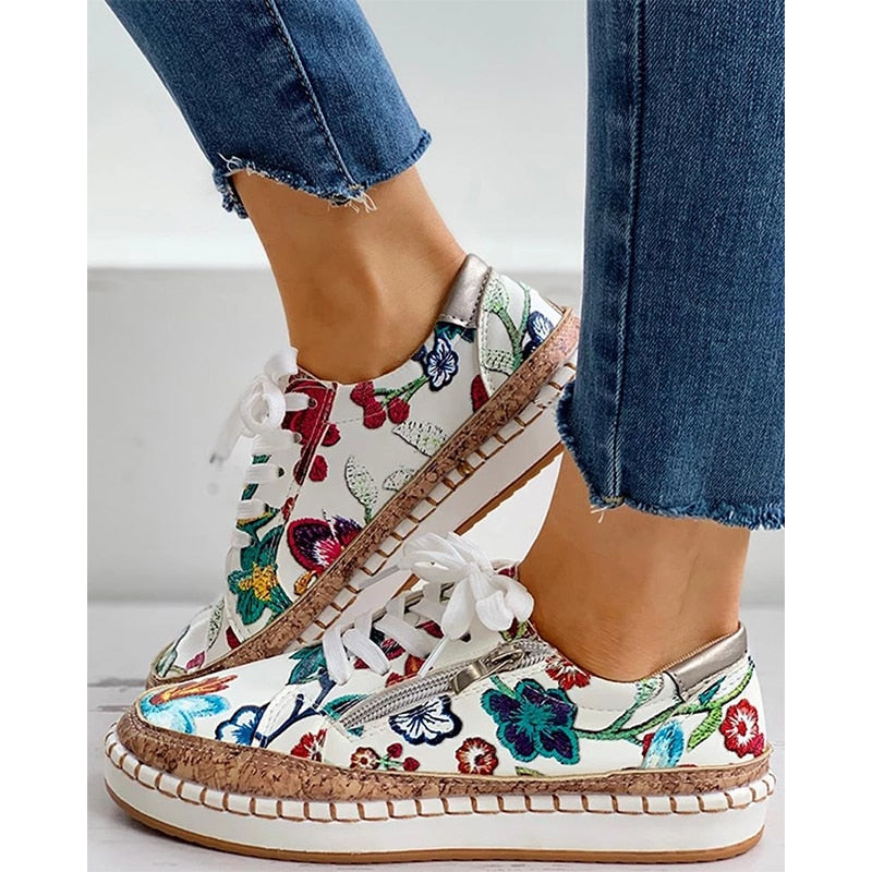 Floral sport shoes